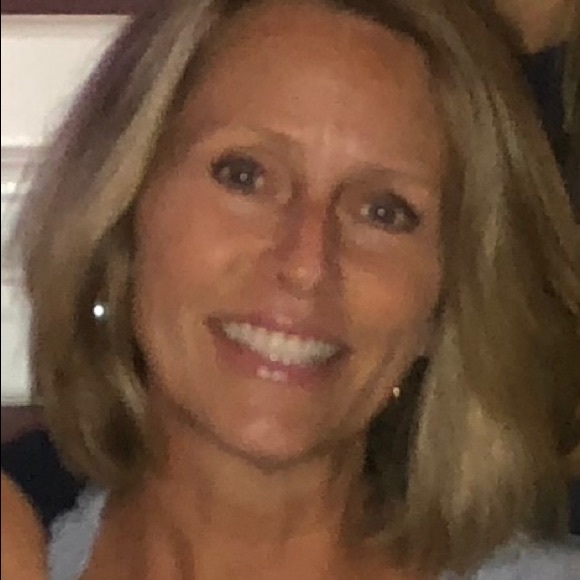 Meet your Posher, Erin - Picture 1 of 1